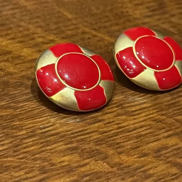 Vintage Gold Tone Red Enamel Coastal Clip On Earrings‎ USA - Picture 3 of 12